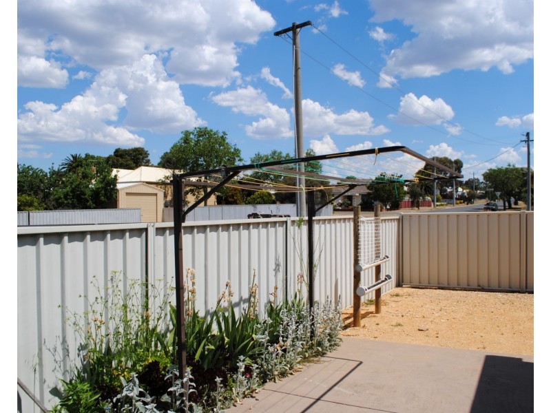 4/20 Dundas Road, Maryborough VIC 3465