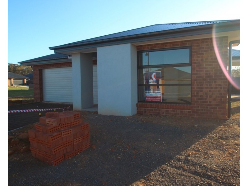 8 Quinn Street, Maryborough VIC 3465