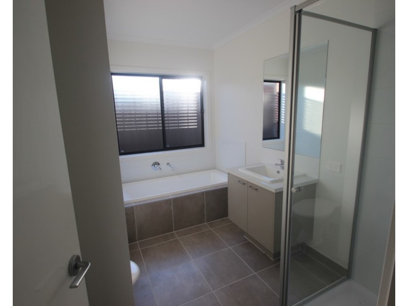 8 Quinn Street, Maryborough VIC 3465