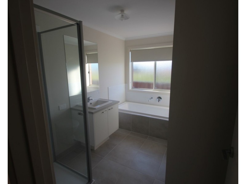 10 Forest View Drive, Maryborough VIC 3465