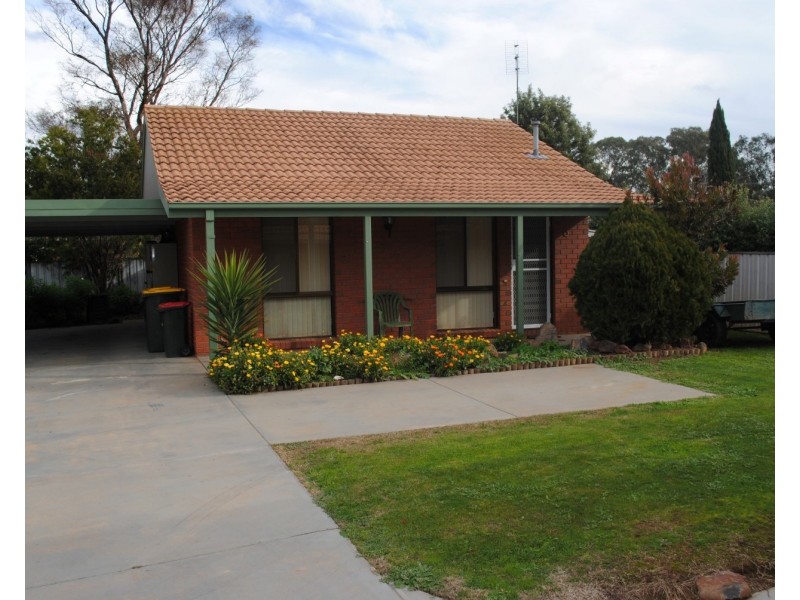 3/4 Ormond Avenue, Maryborough VIC 3465