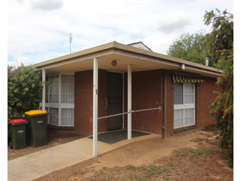 1/112 Park Road, Maryborough VIC 3465