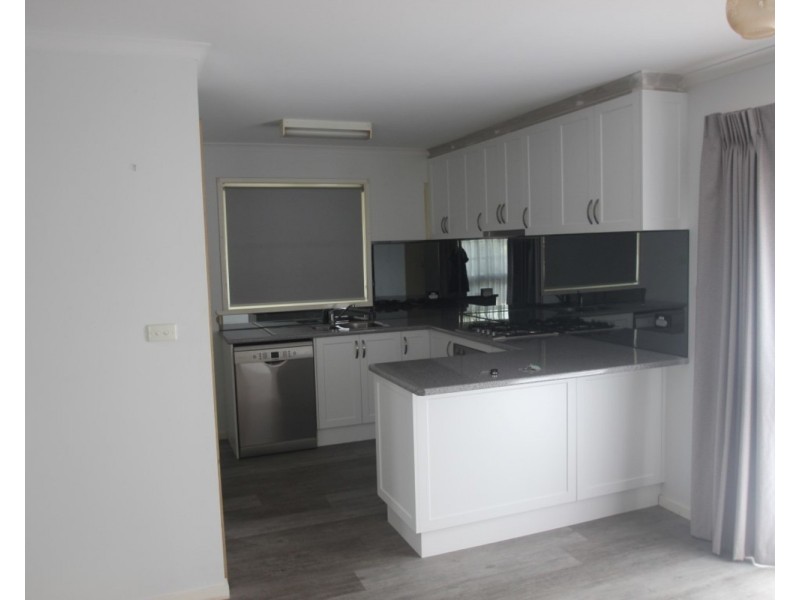 1/112 Park Road, Maryborough VIC 3465