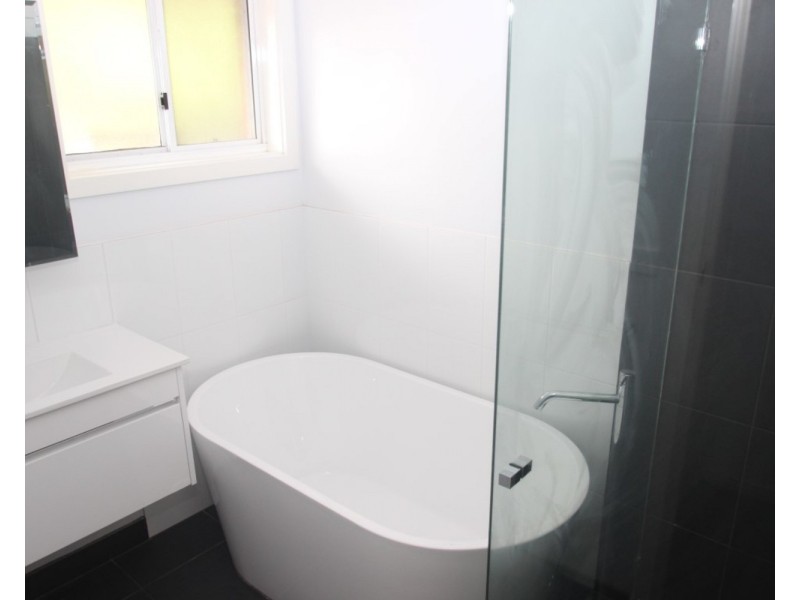 1/112 Park Road, Maryborough VIC 3465