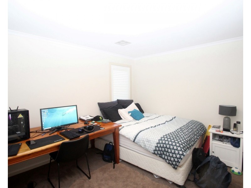 1/8 Christian Street, Maryborough VIC 3465