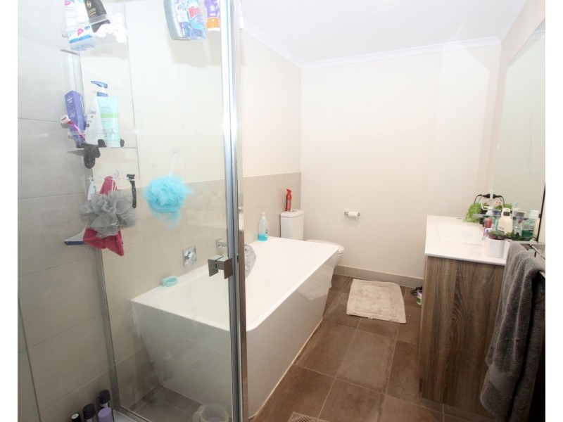 1/8 Christian Street, Maryborough VIC 3465