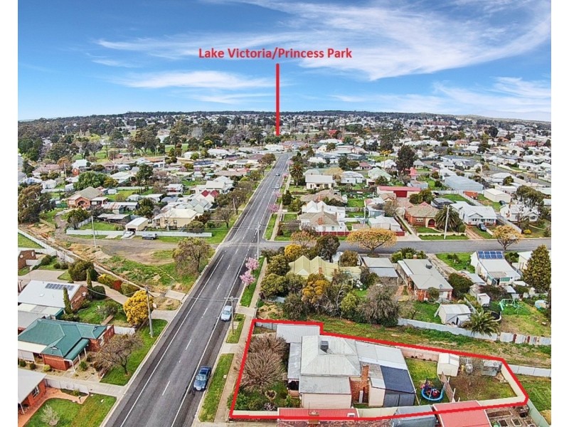 25 Dundas Road, Maryborough VIC 3465