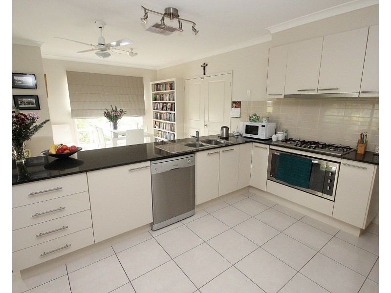 12 Whirrakee Drive, Maryborough VIC 3465