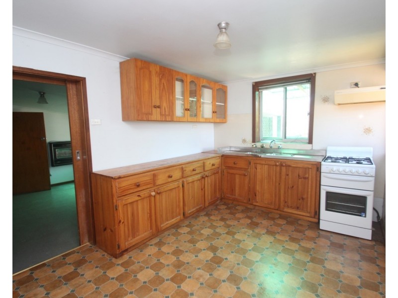 6 Dundas Road, Maryborough VIC 3465