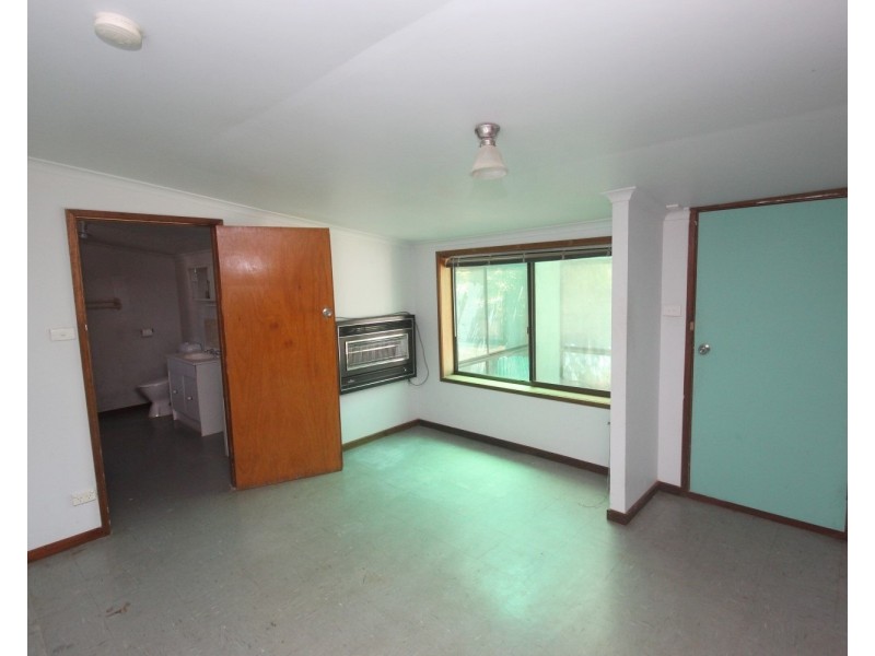 6 Dundas Road, Maryborough VIC 3465