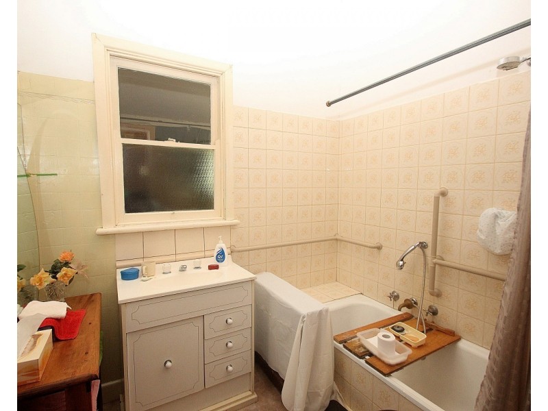 9 Daly Street, Maryborough VIC 3465