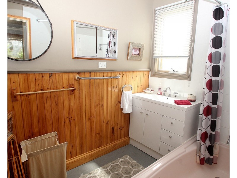 53 Derby Road, Maryborough VIC 3465