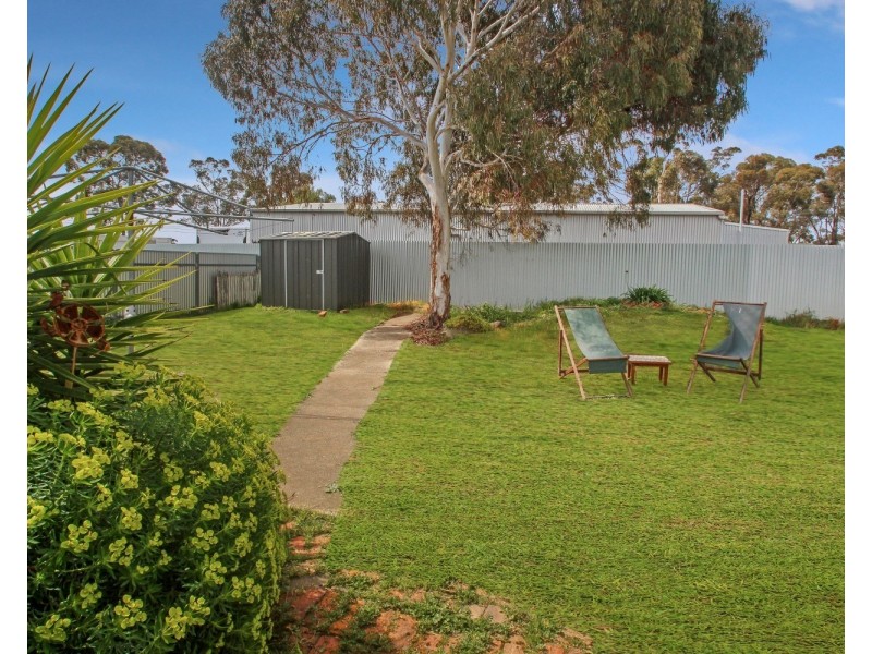 53 Derby Road, Maryborough VIC 3465