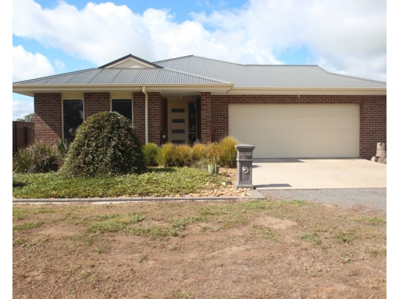 20 Simson Street, Carisbrook VIC 3464