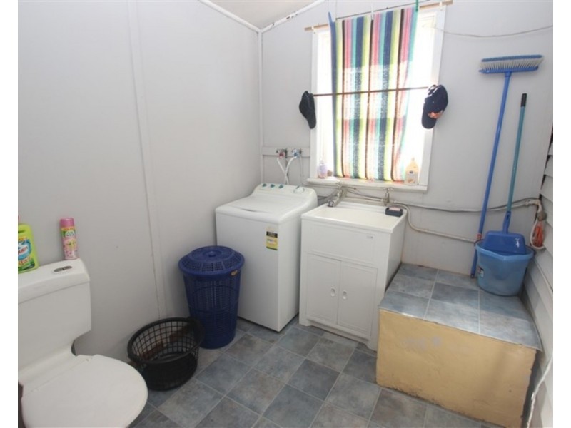 16 Majorca Road, Maryborough VIC 3465