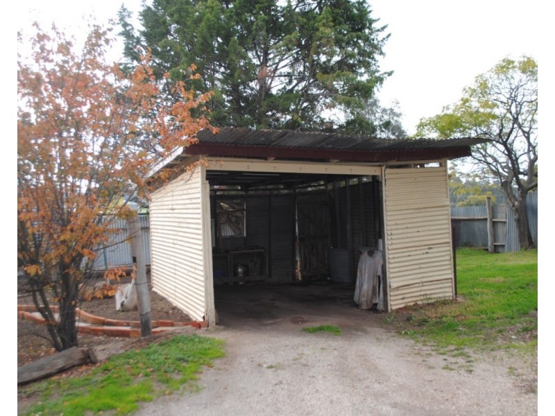 32 Mountain View Street, Avoca VIC 3467