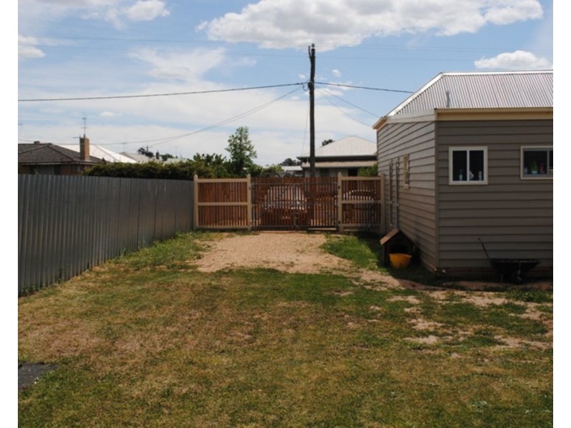 74 Barkly Street, Maryborough VIC 3465