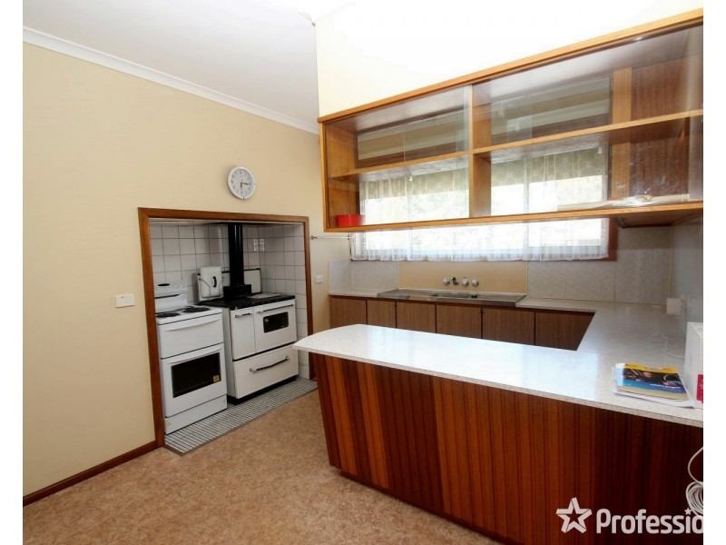 79 Derby Road, Maryborough VIC 3465