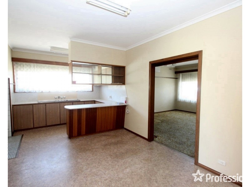 79 Derby Road, Maryborough VIC 3465