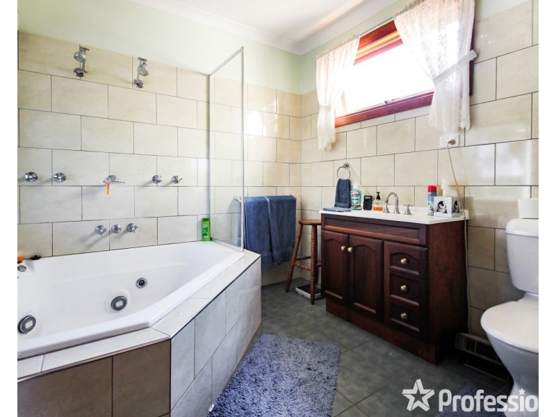 28 Phelan Road, Maryborough VIC 3465