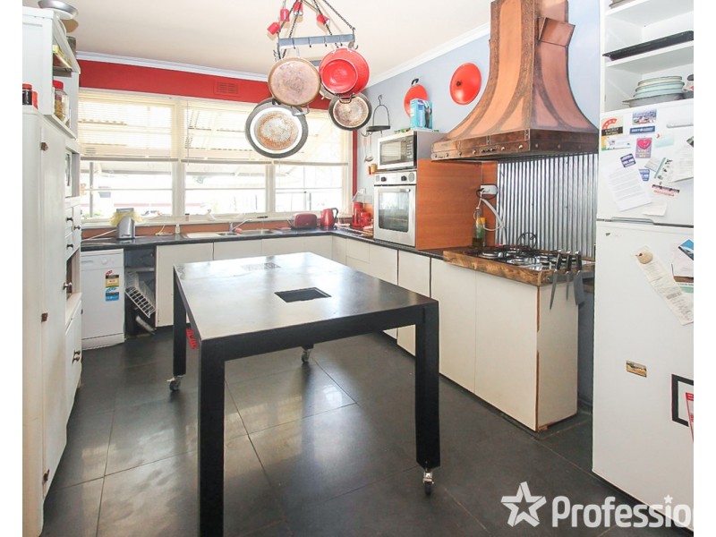 26 McKinnon Road, Dunolly VIC 3472