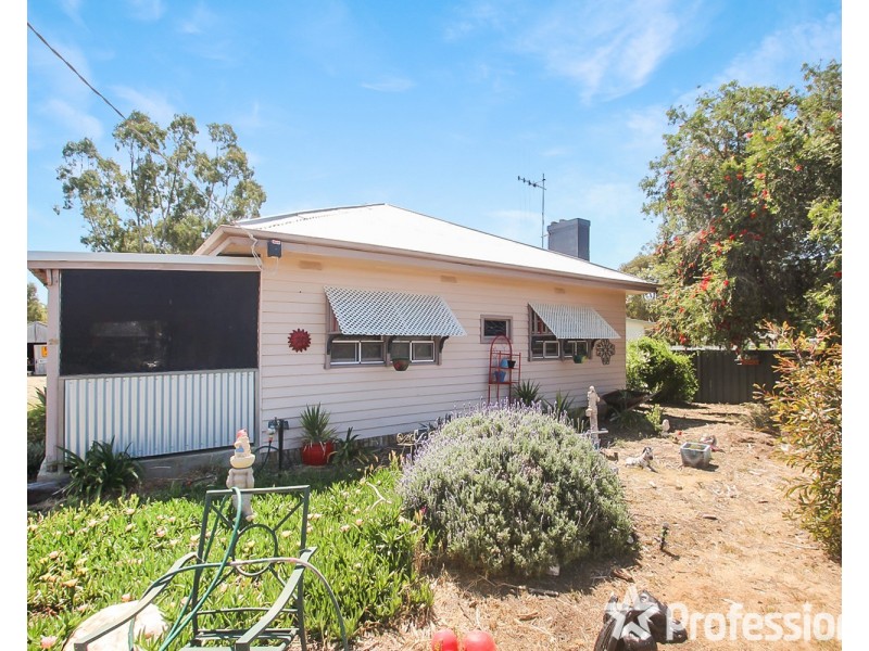 26 McKinnon Road, Dunolly VIC 3472