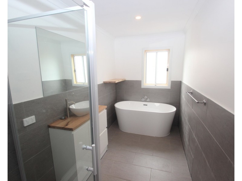 128 Inkerman Street, Maryborough VIC 3465