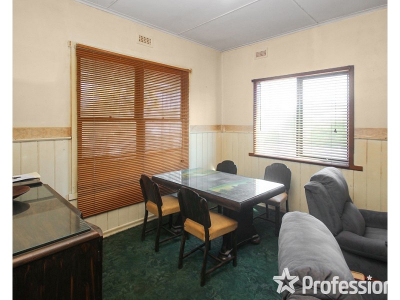 110 Gillies Street, Maryborough VIC 3465