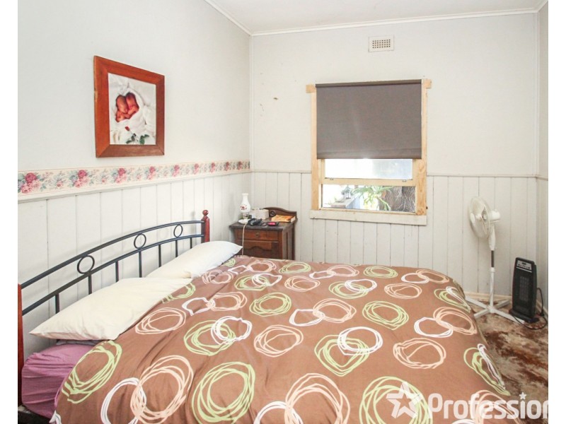 110 Gillies Street, Maryborough VIC 3465