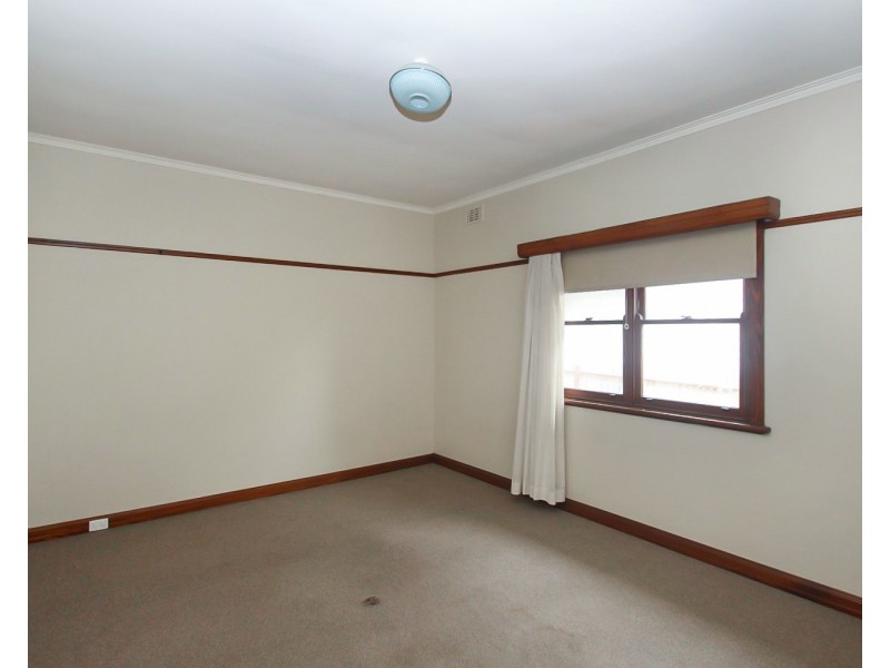 18 Elgin Road, Maryborough VIC 3465