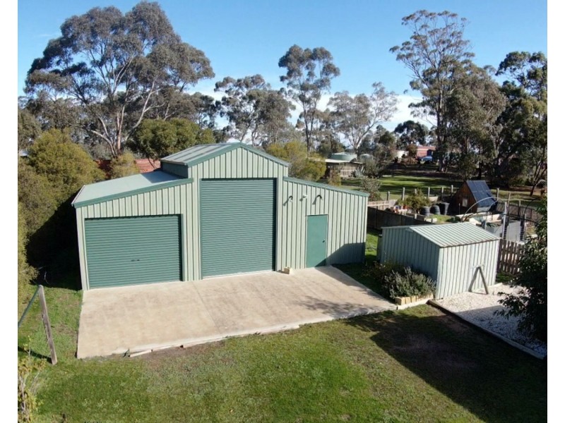 222 Dehnerts Road, Daisy Hill VIC 3465