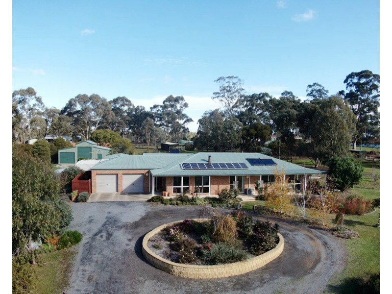 222 Dehnerts Road, Daisy Hill VIC 3465