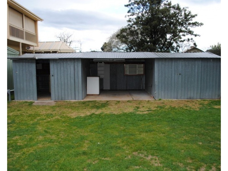 121 Clarendon Street, Maryborough VIC 3465