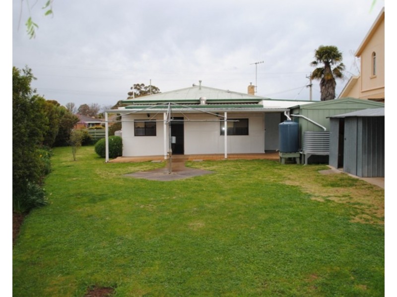 121 Clarendon Street, Maryborough VIC 3465