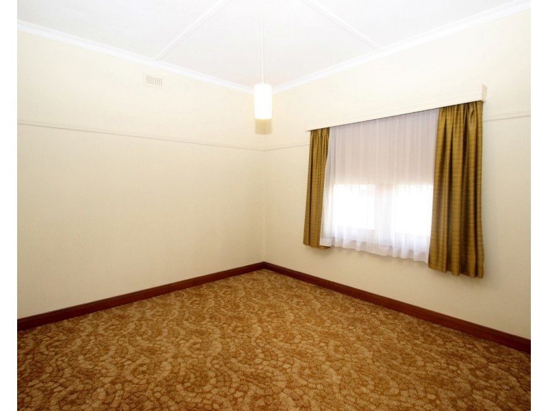 36 Majorca Road, Maryborough VIC 3465