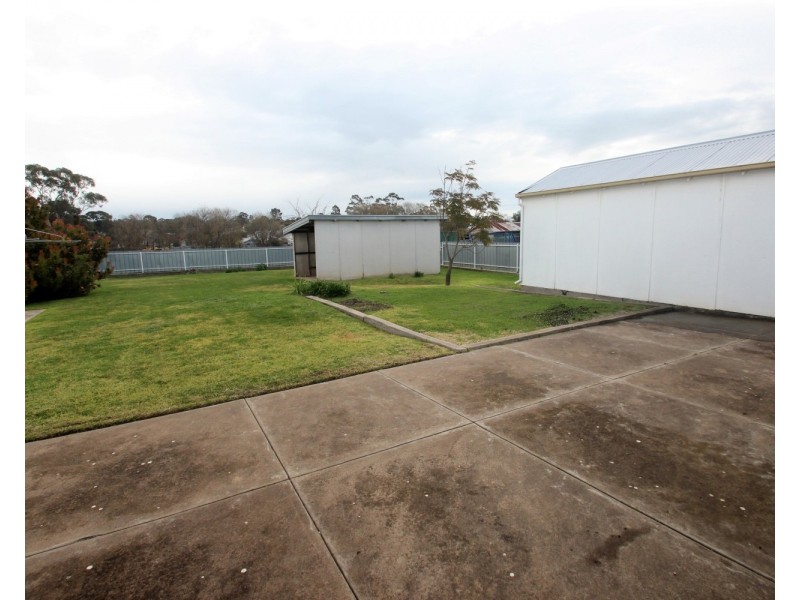 36 Majorca Road, Maryborough VIC 3465