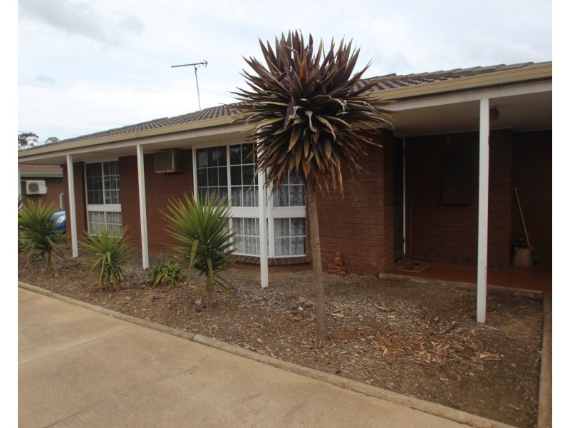 2/112 Park Road, Maryborough VIC 3465
