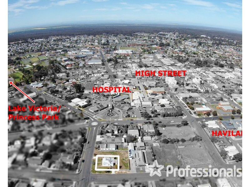 9 Newton Street, Maryborough VIC 3465