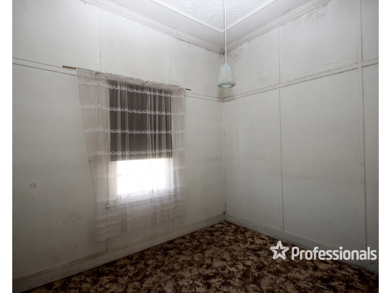 9 Newton Street, Maryborough VIC 3465