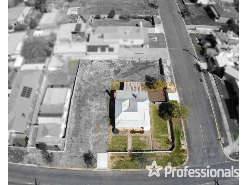 9 Newton Street, Maryborough VIC 3465