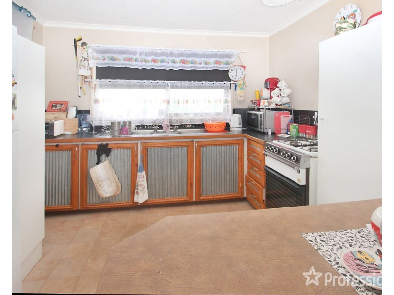 2-4  Harrison Street, Maryborough VIC 3465