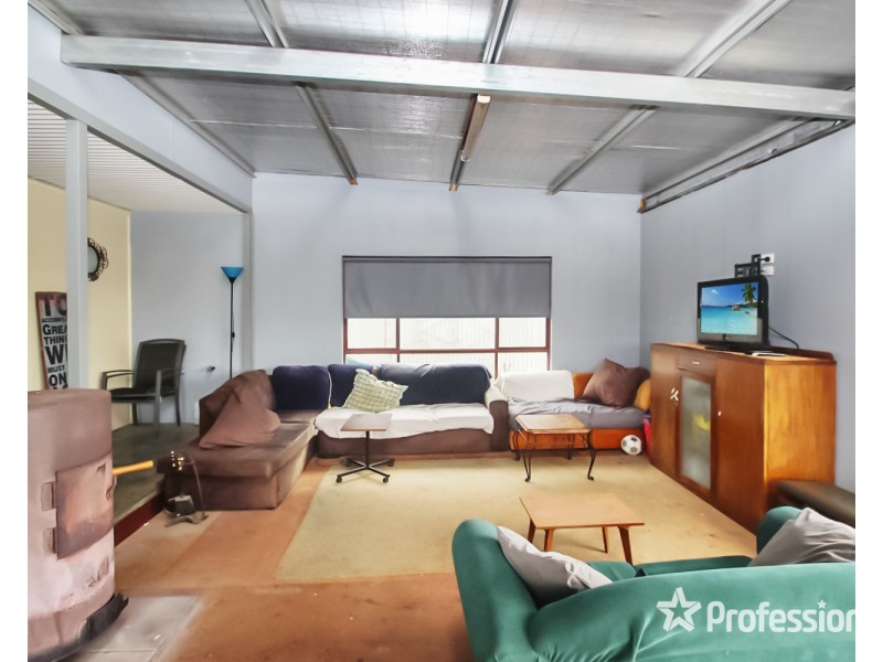 54 Dundas Road, Maryborough VIC 3465