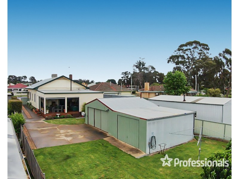 54 Dundas Road, Maryborough VIC 3465