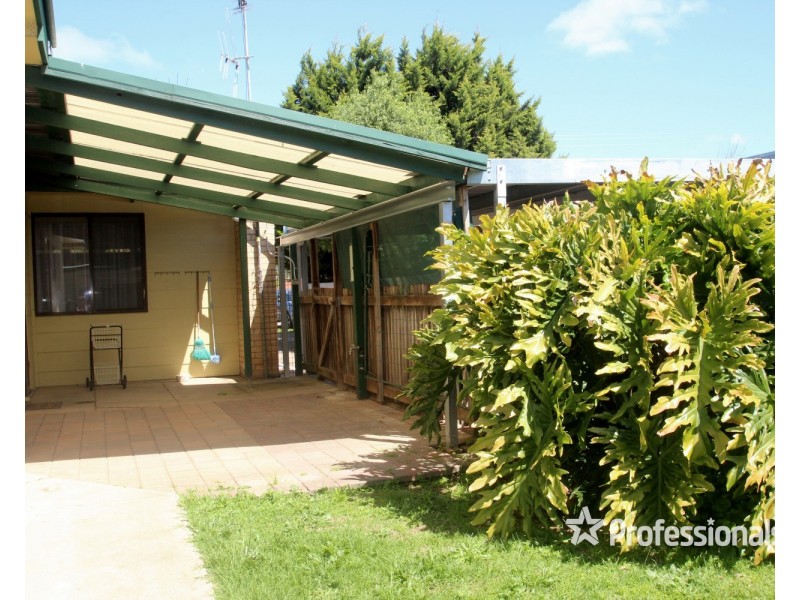 54 Clarke Street, Maryborough VIC 3465