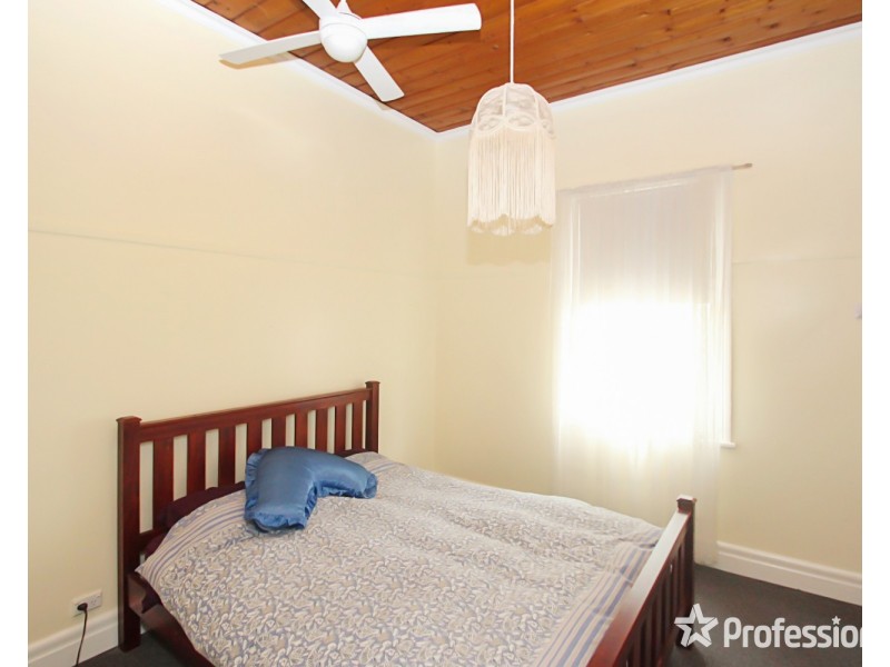 96 Rutherford Street, Avoca VIC 3467