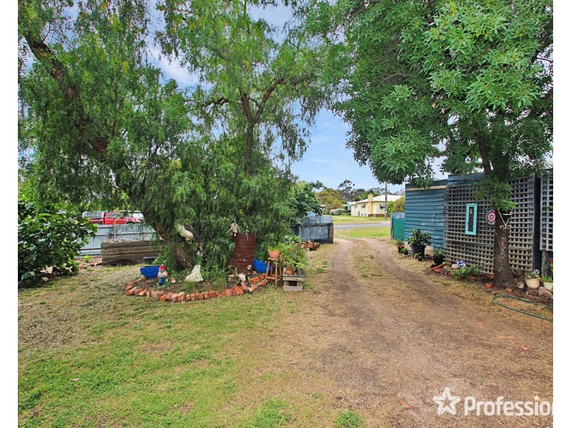 96 Rutherford Street, Avoca VIC 3467