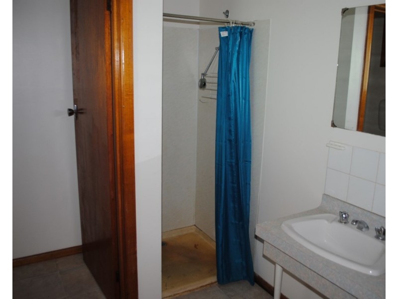 2/21 High Street, Maryborough VIC 3465