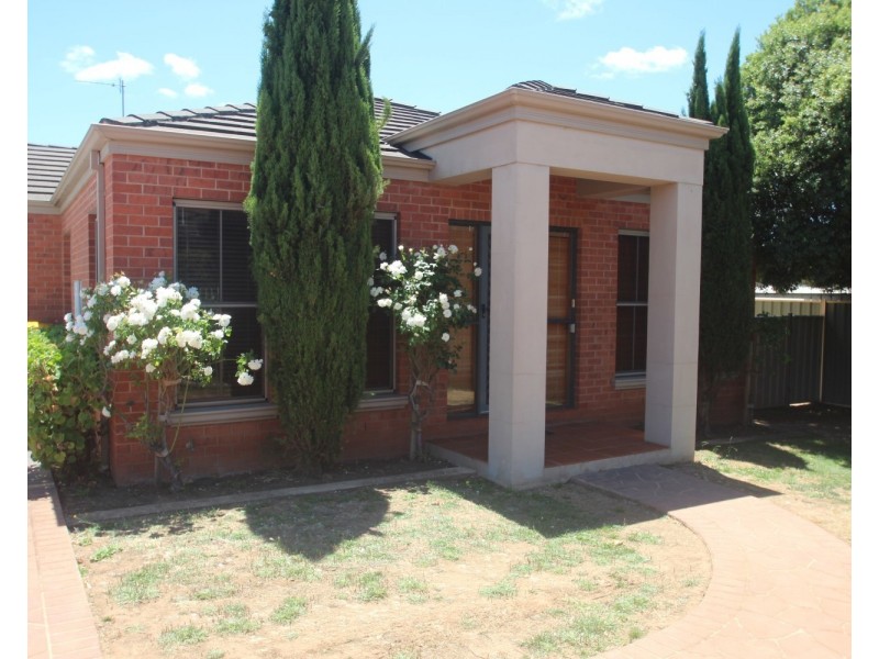 4/51 Park Road, Maryborough VIC 3465