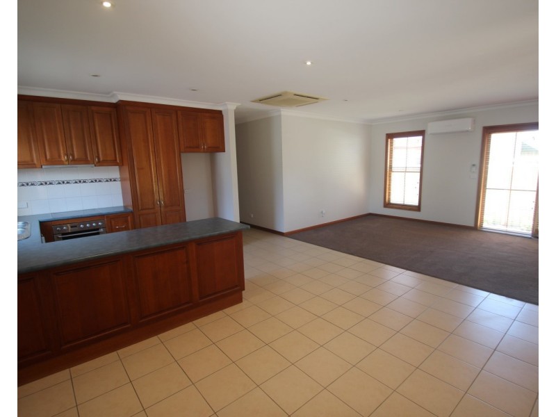 4/51 Park Road, Maryborough VIC 3465