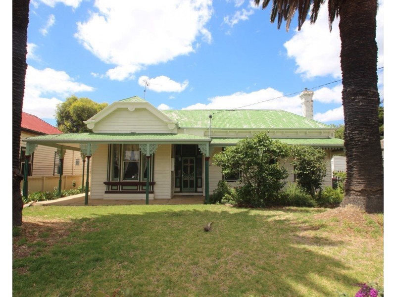 82 Napier Street, Maryborough VIC 3465